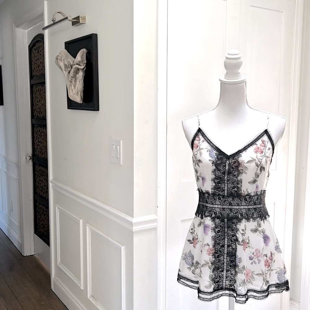 Venus Womens Floral Lace Satin Cami‎ Top White Black Pink Spaghetti Strap Size 6
